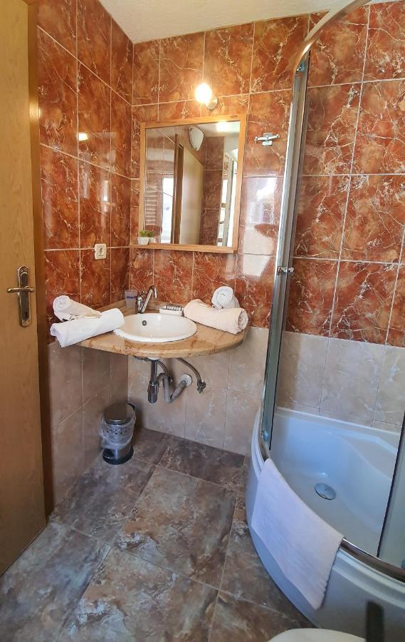 Franceska Apartmani Cres Eksteriør bilde