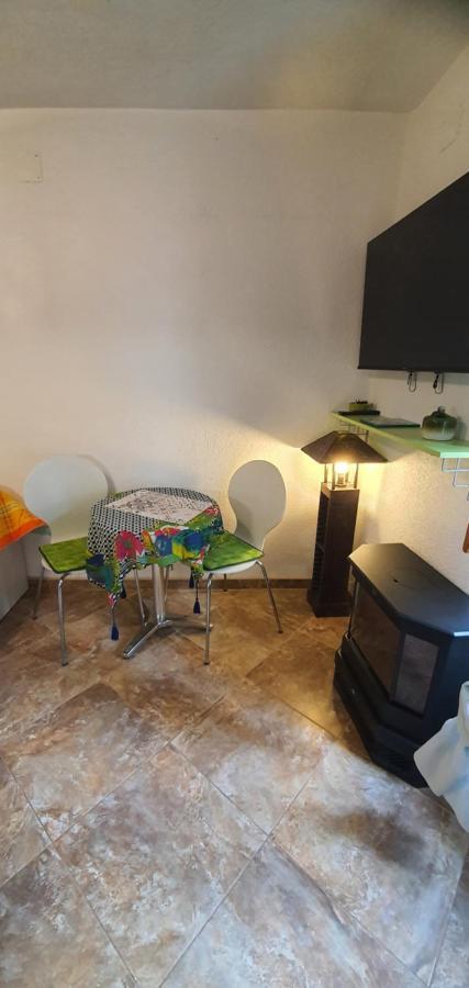 Franceska Apartmani Cres Eksteriør bilde