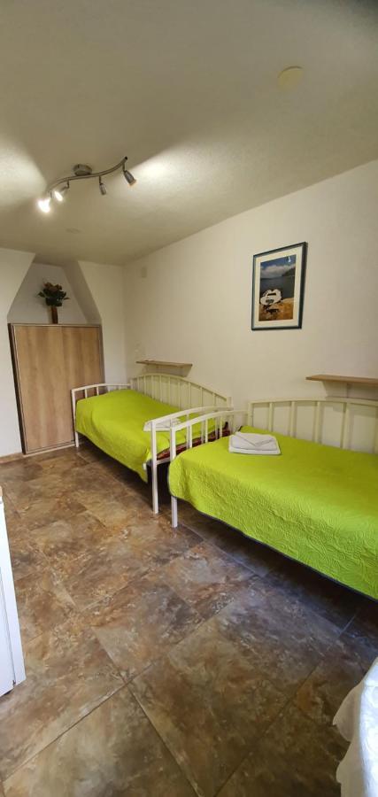 Franceska Apartmani Cres Eksteriør bilde